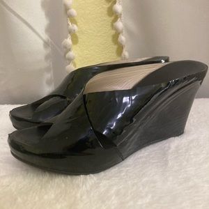 Black Patent Wedges🖤